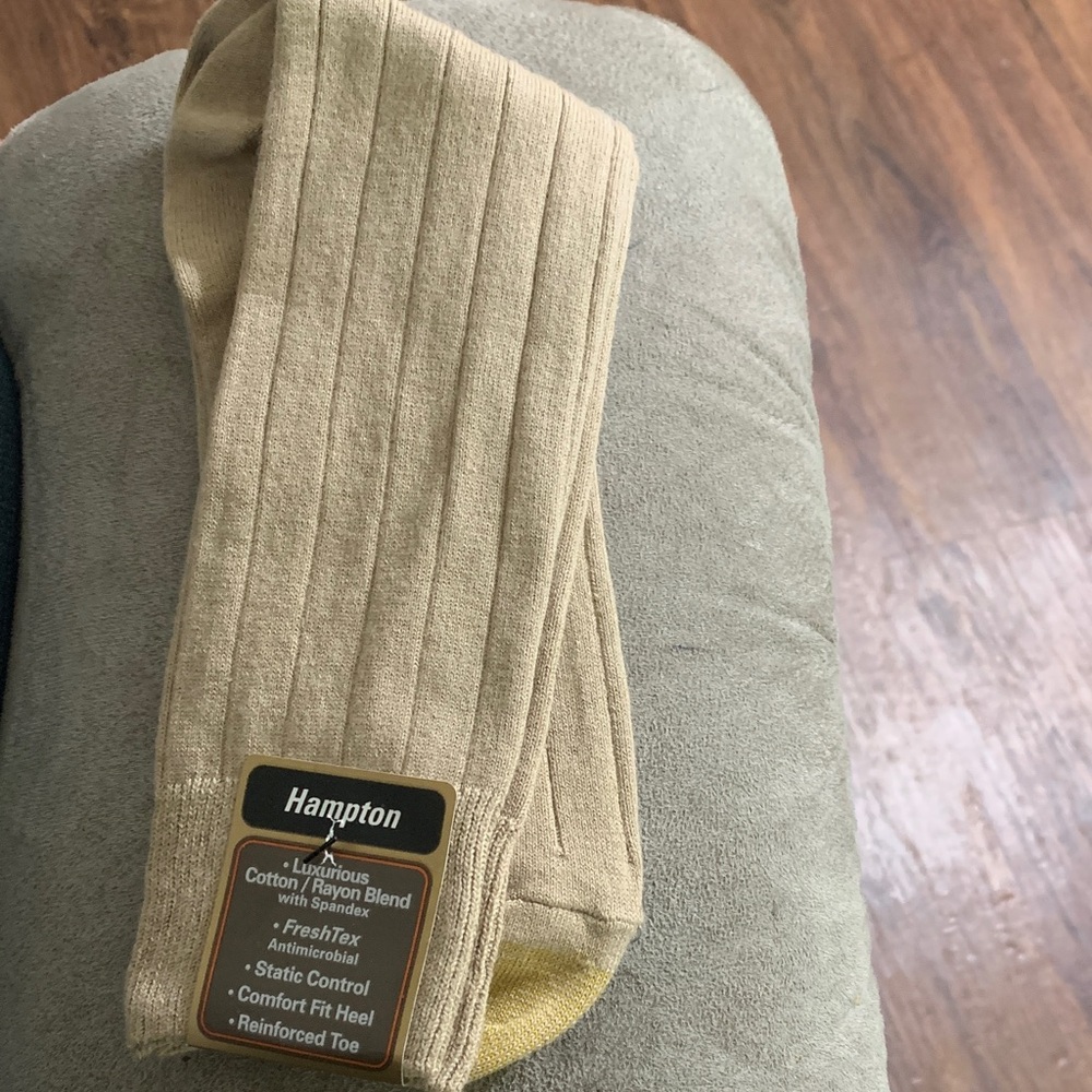 Men's Luxurious Tan Dress Socks